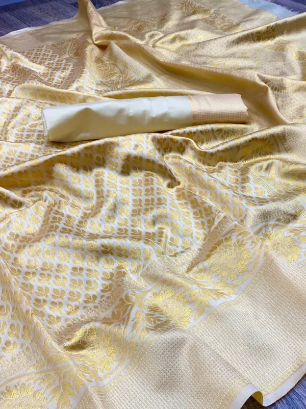 Cream_Woven_Kanjivaram_Silk_Saree_with_Saree_Cover
